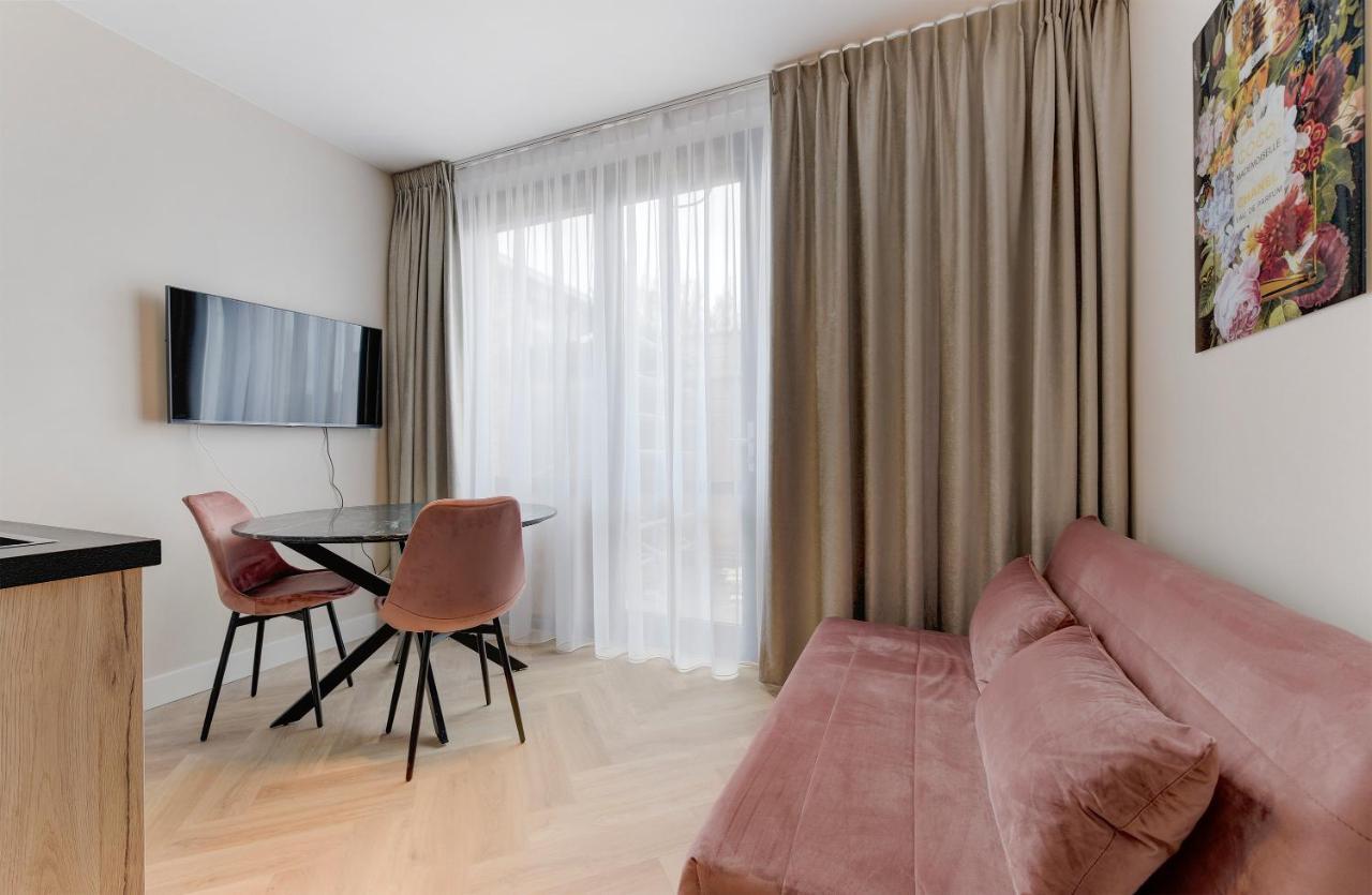 Novallure Short Stay Apartments Leidschendam Extérieur photo