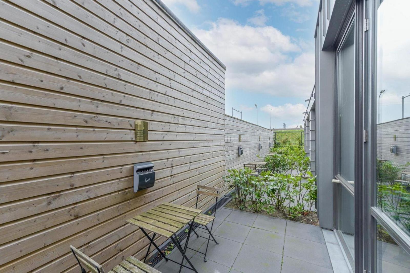 Novallure Short Stay Apartments Leidschendam Extérieur photo